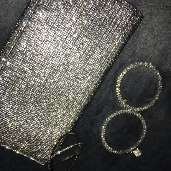 EXPRESS BAG WITH EARRINGS BRACELET - Picture 2 of 4